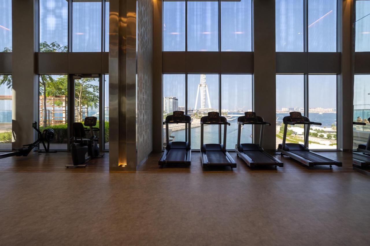 Waves Holiday Home - Waterfront Apartment With Breathtaking Sea Views Dubai Buitenkant foto